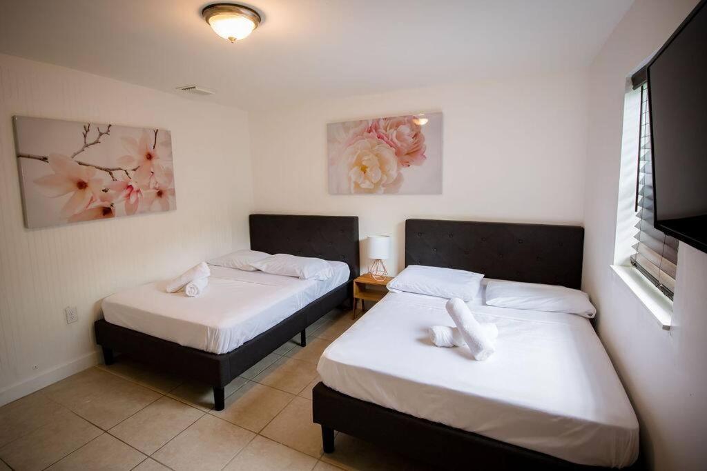 3 Bedroom Miami Home 15 Minutes To The Beach Εξωτερικό φωτογραφία
